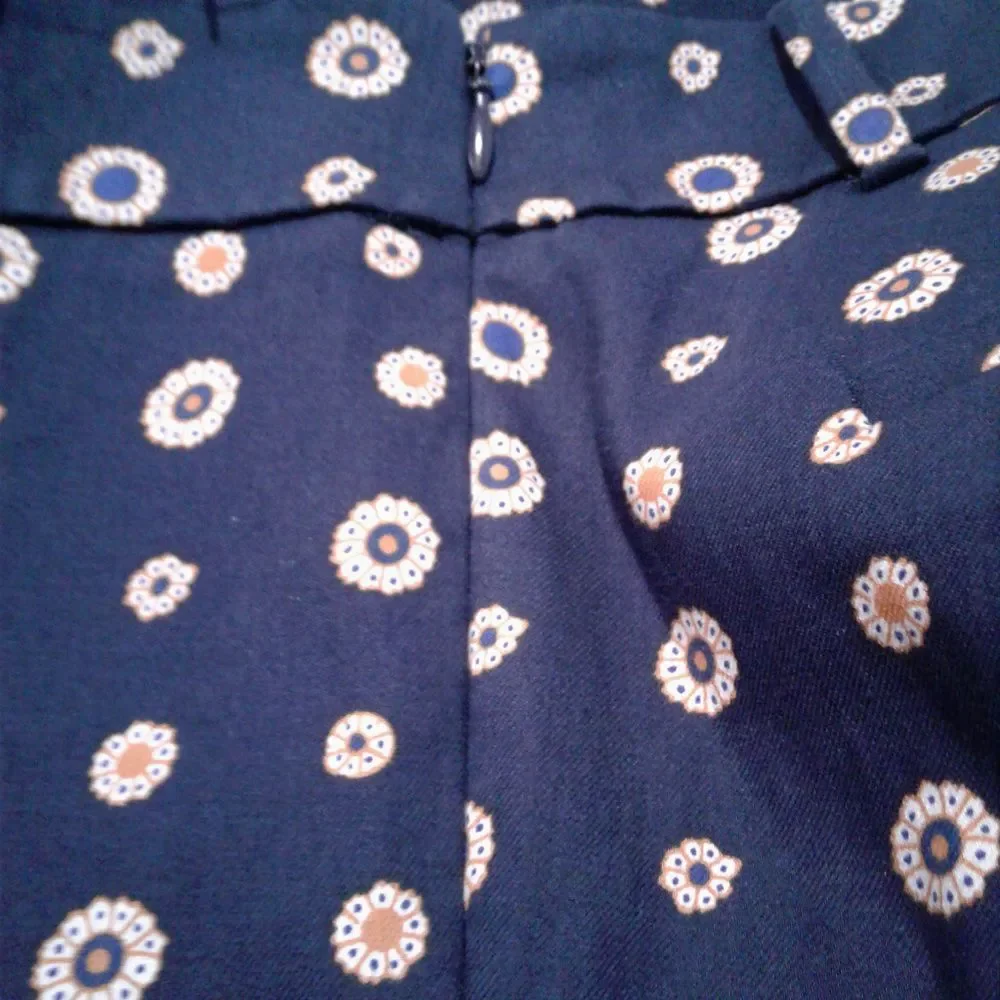 J.Crew Foulard Print Minnie Pants Skinny Ankle Navy Blue Size 00 - Picture 6 of 8